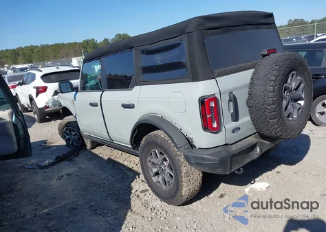 2023 Ford Bronco Badlands z USA, uszkodzony, nr VIN 1FMEE5DP7PLB81565